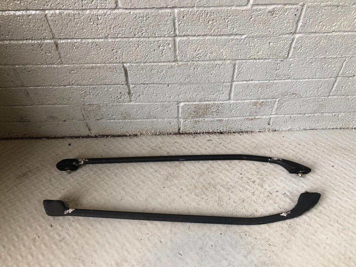 Discovery 2 Roof Rails With Fittings TD5 or V8 Land Rover 1998 to 2004 L28105