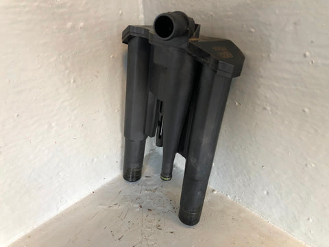 Range Rover L405 Oil Separator 3.0 TDV6 Engine Breather 9X2Q 6A785 2013 to 2017