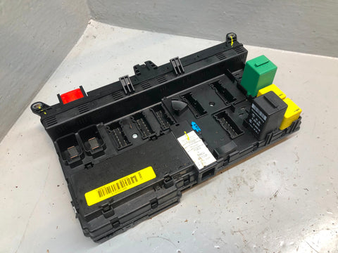 Range Rover L322 Fuse Box Main Dash Board YQE500240 2002 to 2009