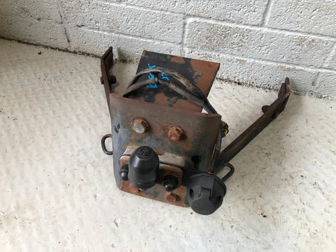 Discovery 2 Tow Bar with Single Electrics Land Rover 1998 to 2004 R28105