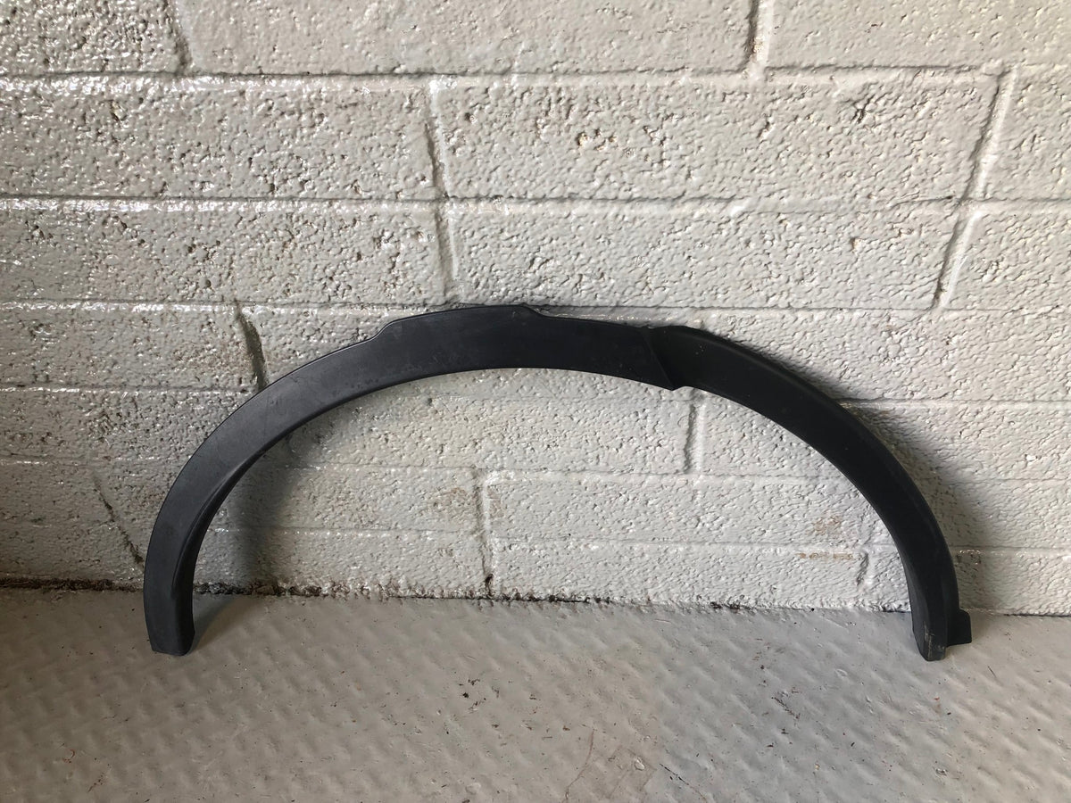 Discovery Sport Wheel Arch Trim Off Side Rear FK72-290E22-BD L550 Land Rover