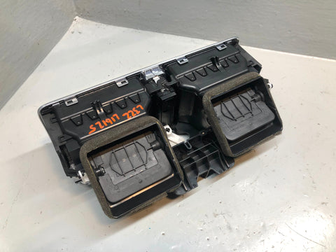 Range Rover L322 Dashboard Centre Air Vents JBD000022PUY with Hazard Switch