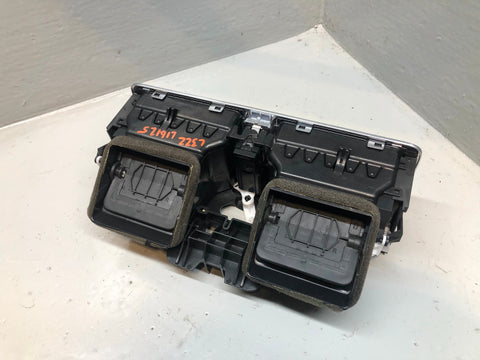 Range Rover L322 Dashboard Centre Air Vents JBD000022PUY with Hazard Switch