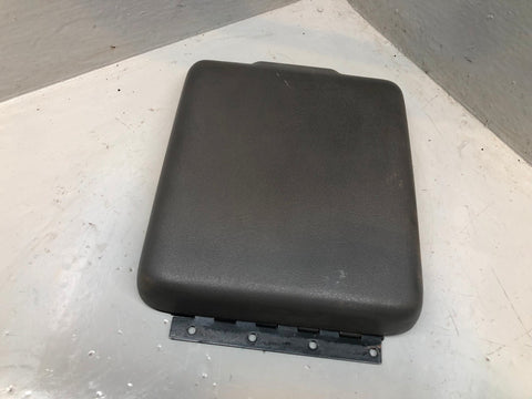 Discovery 2 Centre Console Lid Armrest Black Land Rover 1998 to 2004 R28105