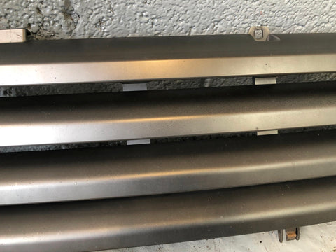 Range Rover L322 Front Grille Grey DHB100150 Standard Grill 2002 to 2005 R24036