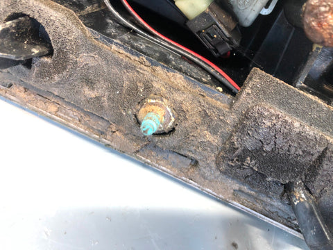 Discovery 4 Tailgate Handle Complete Switch Santorini Black Land Rover K17125