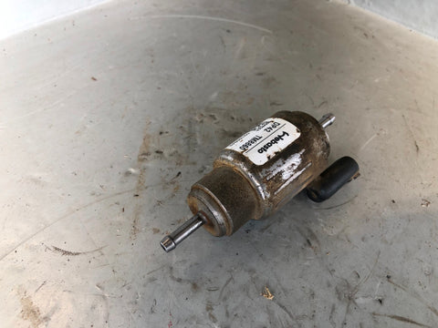 Discovery 4 Webasto Fuel Dosing Pump 3.0 SDV6 WOS 9019847C Land Rover