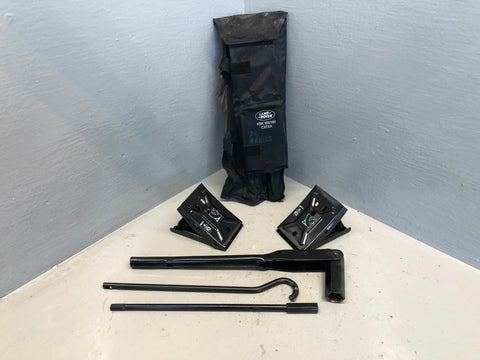 Discovery 3 4 Tool Kit in a Bag KBK500160 Land Rover 2004 to 2016 K17125