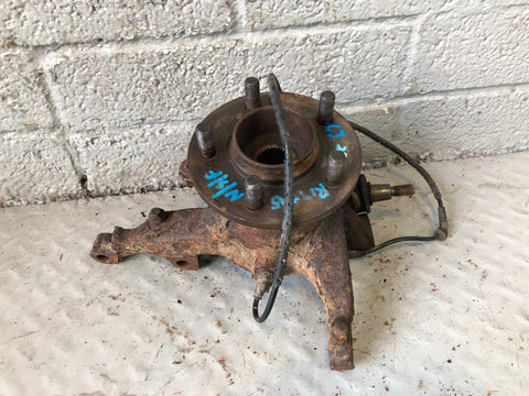 Range Rover L322 Hub Assembly Near Side Front 2002 to 2006 All Models R11095
