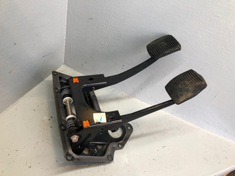 Discovery 2 Pedal Set Manual Clutch Brake 2.5 TD5 Land Rover 1998 to 2004 R19026