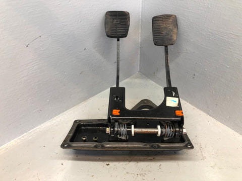 Discovery 2 Pedal Set Manual Clutch Brake 2.5 TD5 Land Rover 1998 to 2004 R19026
