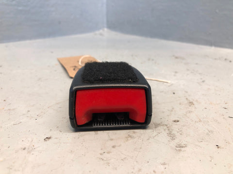 Discovery 4 Seat Belt Buckle Clasp Off Side Rear Land Rover 2009 to 2016 Type 1