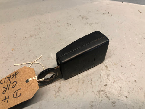 Discovery 4 Seat Belt Buckle Clasp Centre Rear Land Rover 2009 to 2016 Type 1