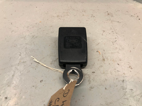 Discovery 4 Seat Belt Buckle Clasp Centre Rear Land Rover 2009 to 2016 Type 1