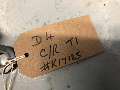 Discovery 4 Seat Belt Buckle Clasp Centre Rear Land Rover 2009 to 2016 Type 1