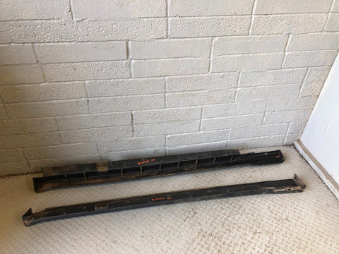 Discovery 2 Sill Trim Cover Protector Pair Land Rover 1998 to 2004 R19026