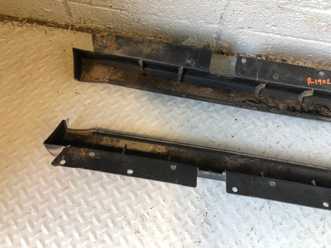 Discovery 2 Sill Trim Cover Protector Pair Land Rover 1998 to 2004 R19026