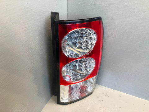 Discovery 4 Rear Light Off Side Tail Lamp Land Rover 2010 to 2014 K17125