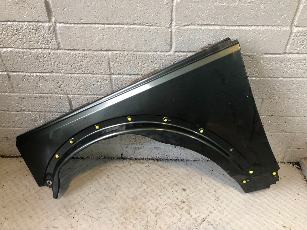 Discovery 3 Wing Near Side Front Tonga Green Land Rover 2004 to 2009 K21105