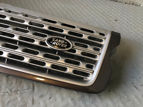 Range Rover L405 Grille Front in Silver Pre-Facelift 2013 to 2015 L18085