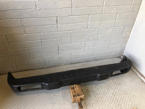 Discovery 2 Rear Bumper TD5 or V8 Land Rover 1998 to 2004 R19026