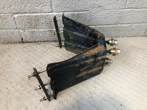 Discovery 2 Spare Wheel Carrier Bracket Td5 V8 Land Rover 1998 to 2004 R28105