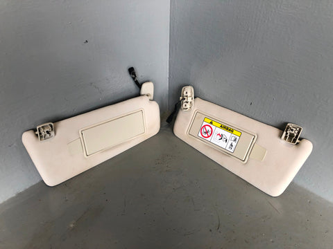 Range Rover Evoque Sun Visors Illuminated Pair Of in White L538 2011 to 2018