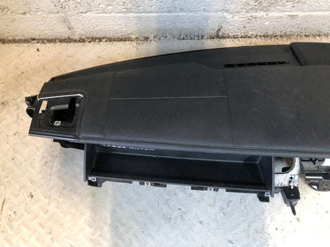 Range Rover Sport Dashboard for Sat Nav Vehicles Black L320 2009 to 2013 L04115