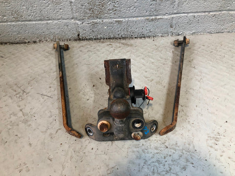 Discovery 3 Tow Bar Land Rover Fixed with Lock and Key 2004 to 2009 K21105