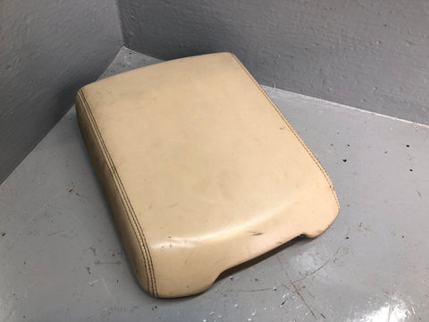 Range Rover L322 Centre Console Front Arm Rest Lid Parchment 2002 to 2006 L24036