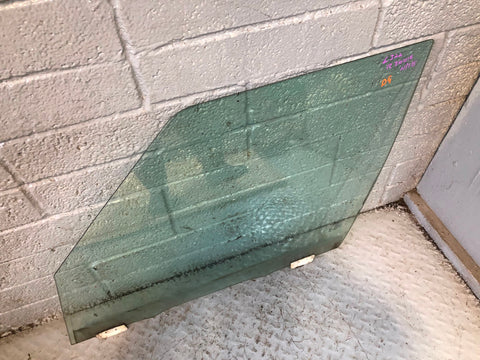 Range Rover L322 Window Glass Double Glazed Near Side Front 2006 to 2012 R30016
