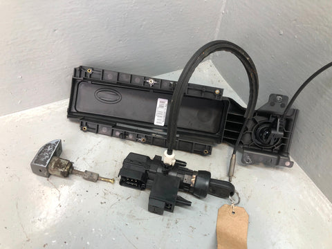Range Rover L322 Ignition Barrel with Key Lock Set TD6 2002 to 2006 R24036