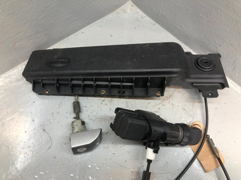 Range Rover L322 Ignition Barrel with Key Lock Set TD6 2002 to 2006 R24036