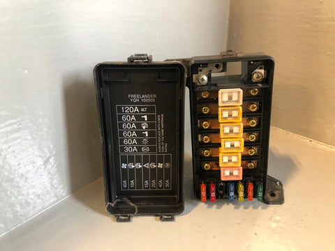 Freelander 1 Fuse Relay Box 2.0 Di YQE103040 Land Rover 1998 to 2001