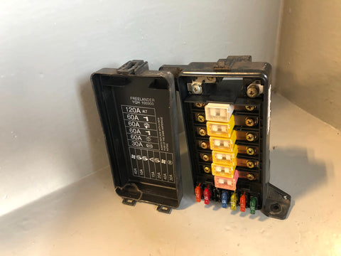 Freelander 1 Fuse Relay Box 2.0 Di YQE103040 Land Rover 1998 to 2001