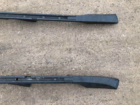 Discovery 3 Roof Rails Full Length Roof Bars in Black Land Rover 2004 to 2009