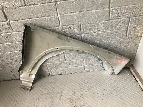 Discovery 3 Wing Near Side Front Zermatt Silver Land Rover 2004 to 2009 D26036