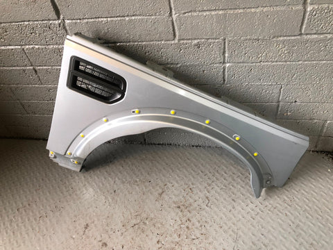Discovery 3 Wing Off Side Front Zermatt Silver Land Rover 2004 to 2009 D26036