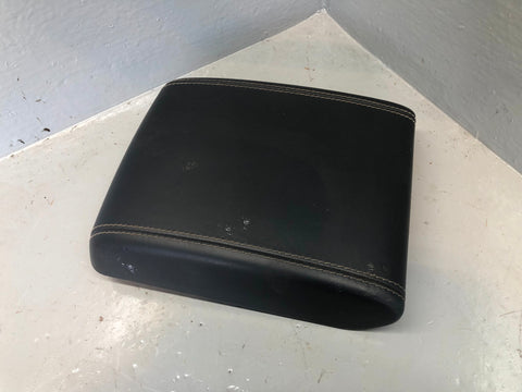 Range Rover Evoque Centre Console Armrest Lid in Ebony Black L538 L18065