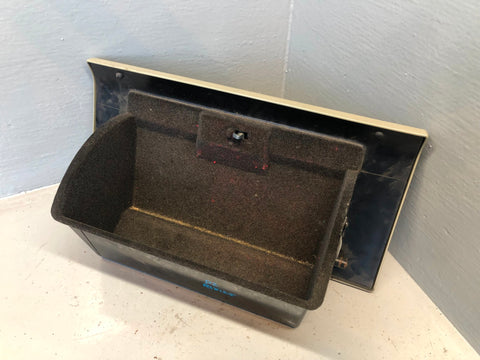 Discovery 2 Glove Box Complete Unit in Tundra Land Rover 1998 to 2004