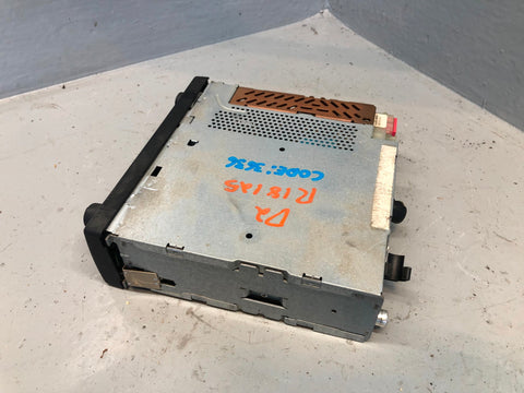 Discovery 2 Stereo Head Unit Radio Cassette Player XQD000050PMA R18125