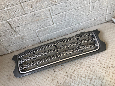 Range Rover L322 Grille Front Facelift Grey and Silver 2010 to 2013 L24026