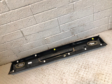 Range Rover L322 Upper Tailgate Trim Black with Lights 8 264 016 2006 to 2009