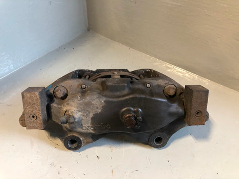 Range Rover Sport L320 Brake Caliper SEB500080 Brembo Near Side Front L24075