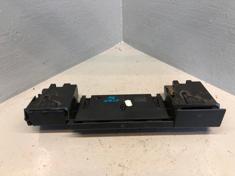 Discovery 2 Cup Holders Ashtray Assembly Black Land Rover 1998 to 2004 R18128