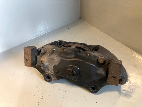 Range Rover Sport L320 Brake Caliper SEB500080 Brembo Near Side Front L24075