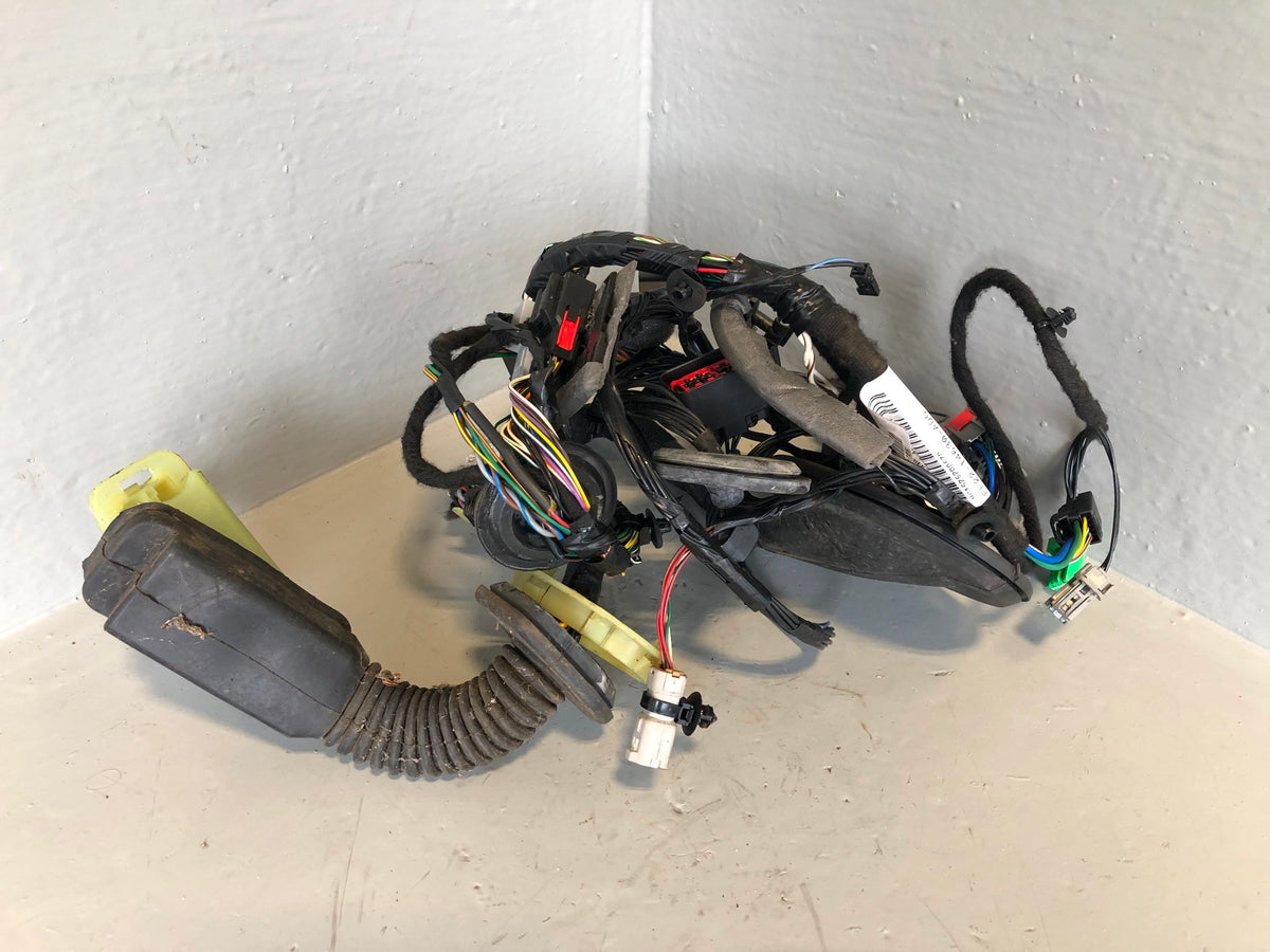Discovery 4 Door Wiring Loom Near Side Front FH22-14630-ADC L319 Keyless