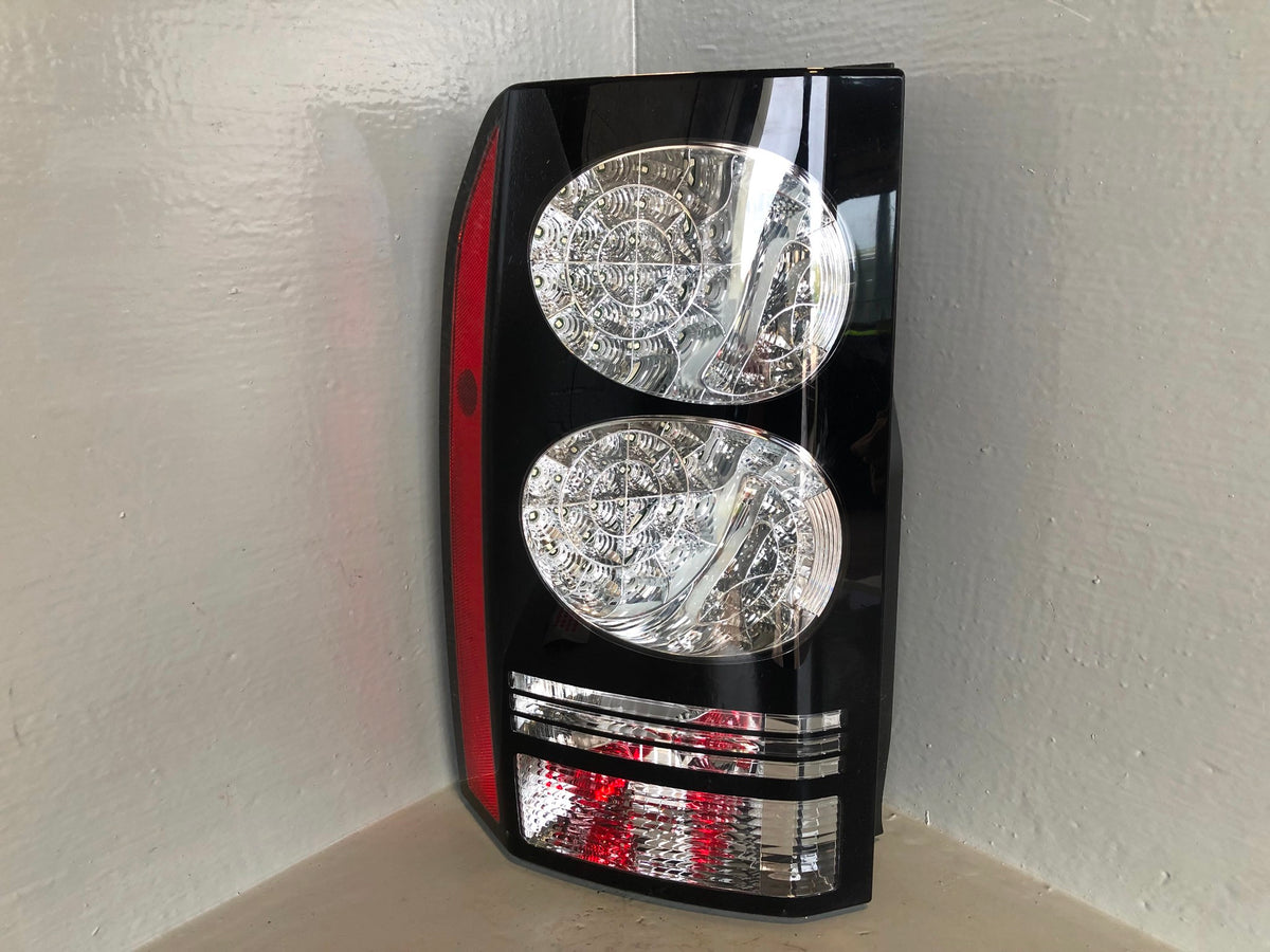 Discovery 4 Rear Light Near Side Tail Lamp EH22-13405-AA Land Rover 2014 to 2016