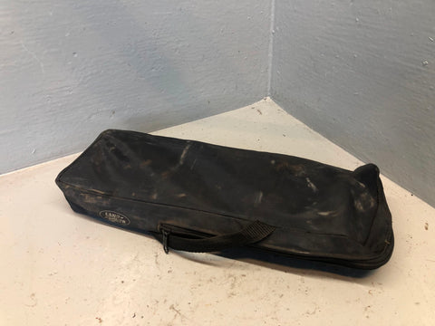 Discovery 2 Tool Kit Bag with Wheel Brace Chocks Land Rover 1998 to 2004 R18125