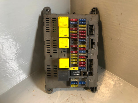 Freelander 1 Fuse Box Internal Under Dash YQE102930 1998 to 2001 Land Rover